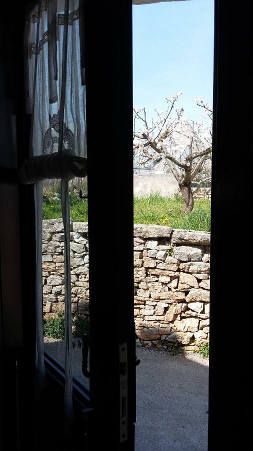 La Dimora Della Sarta Apartment Alberobello Bagian luar foto