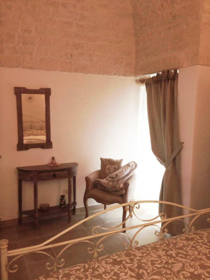 La Dimora Della Sarta Apartment Alberobello Bagian luar foto